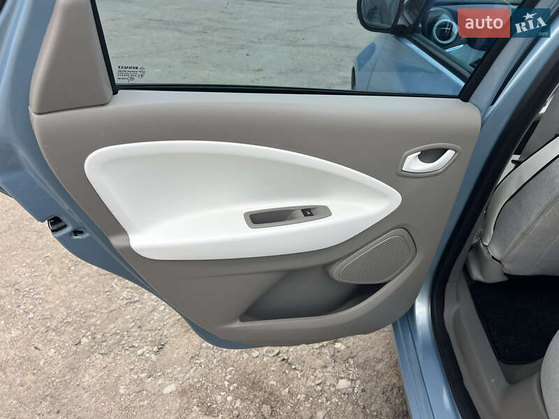 Хэтчбек Renault Zoe 2015 в Тернополе