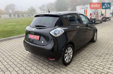 Хэтчбек Renault Zoe 2015 в 