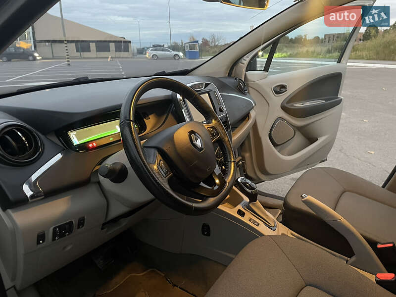 Хэтчбек Renault Zoe 2015 в Луцке