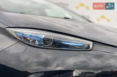 Хэтчбек Renault Zoe 2016 в 