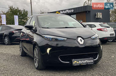 Хэтчбек Renault Zoe 2016 в 
