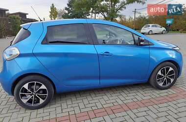 Хетчбек Renault Zoe 2018 в 