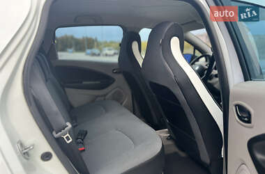 Хэтчбек Renault Zoe 2014 в 