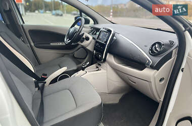 Хэтчбек Renault Zoe 2014 в 