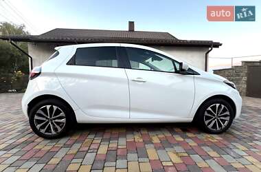 Хетчбек Renault Zoe 2022 в 