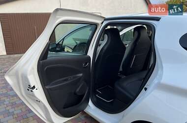 Хетчбек Renault Zoe 2022 в 
