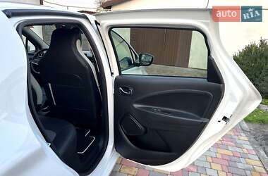 Хетчбек Renault Zoe 2022 в 