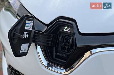 Хетчбек Renault Zoe 2022 в 