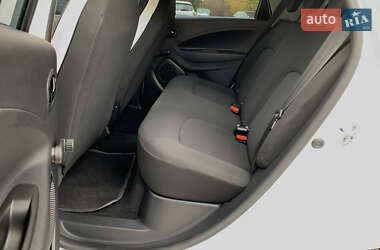 Хэтчбек Renault Zoe 2020 в 