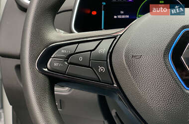 Хэтчбек Renault Zoe 2020 в 