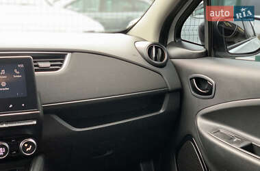 Хэтчбек Renault Zoe 2020 в 