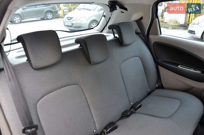 Хетчбек Renault Zoe 2015 в Львові фото 26 Хетчбек Renault Zoe 2015 в Львові