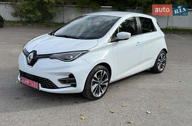 Хетчбек Renault Zoe 2019 в 