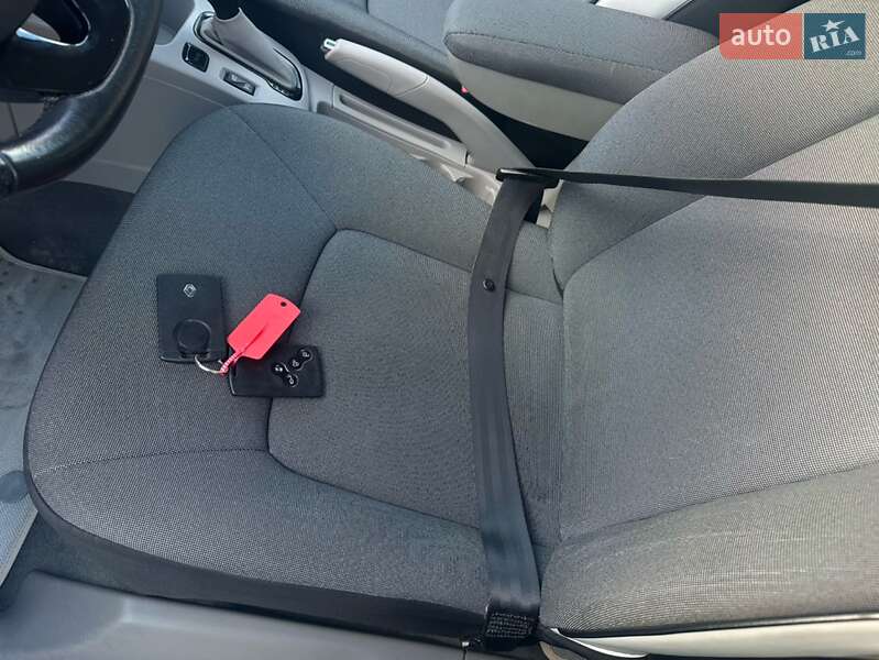 Хэтчбек Renault Zoe 2016 в Сокале