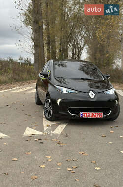 Хэтчбек Renault Zoe 2018 в 