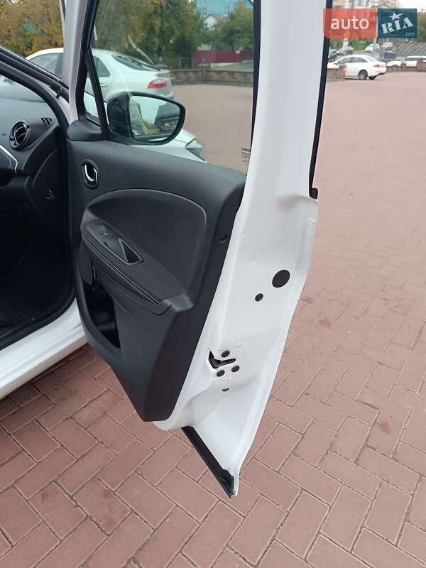 Хэтчбек Renault Zoe 2019 в Ровно