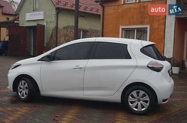 Хэтчбек Renault Zoe 2020 в 