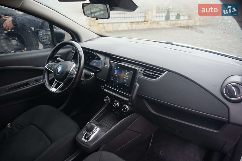 Хэтчбек Renault Zoe 2020 в Самборе