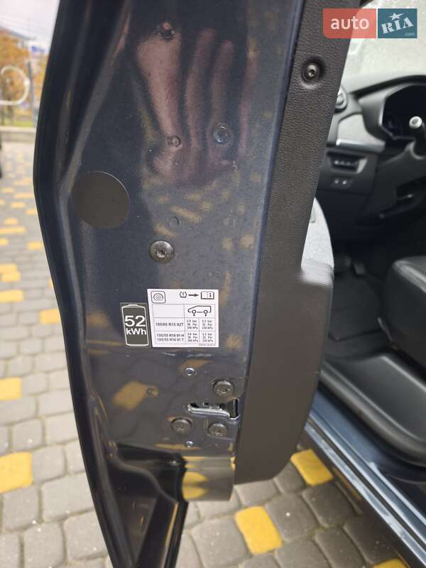 Хэтчбек Renault Zoe 2020 в Львове