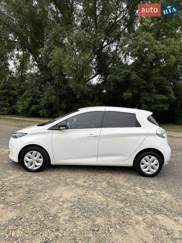 Хэтчбек Renault Zoe 2013 в Калуше