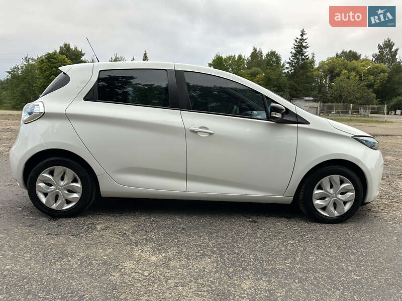 Хэтчбек Renault Zoe 2013 в Калуше