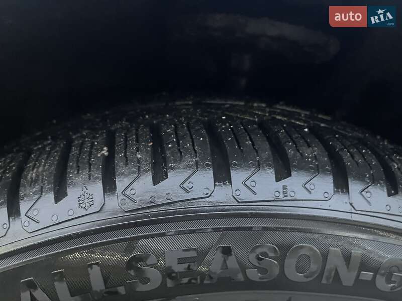 Хэтчбек Renault Zoe 2022 в Дубно