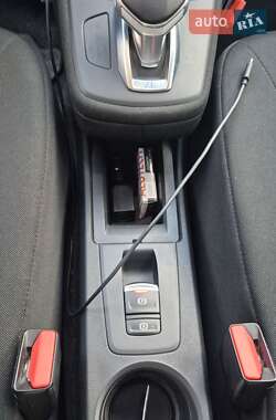Хэтчбек Renault Zoe 2020 в 