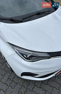 Хэтчбек Renault Zoe 2021 в 