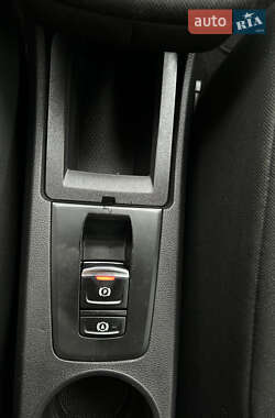Хэтчбек Renault Zoe 2021 в 