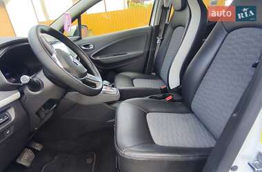 Хетчбек Renault Zoe 2020 в  фото 19 Хетчбек Renault Zoe 2020 в