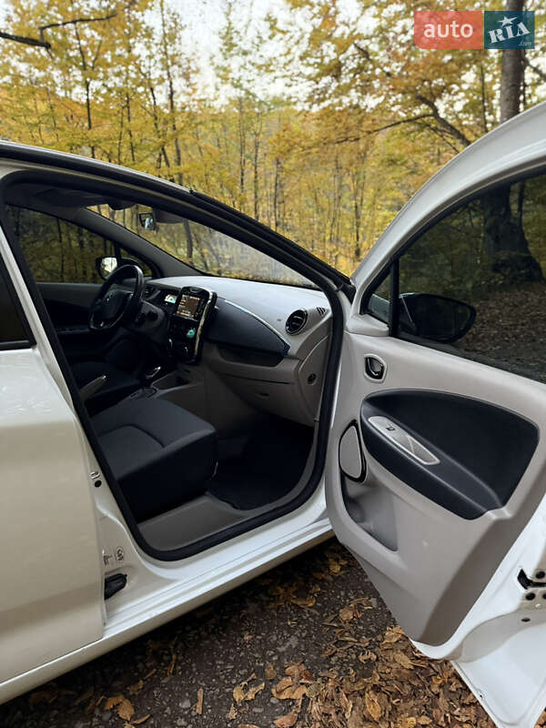 Хэтчбек Renault Zoe 2013 в Бережанах
