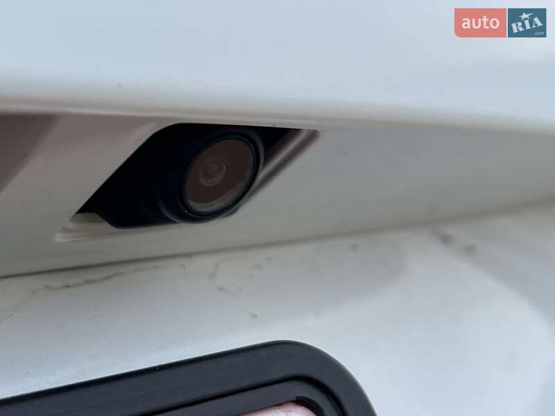 Хэтчбек Renault Zoe 2014 в Ровно фото 3 Хэтчбек Renault Zoe 2014 в Ровно