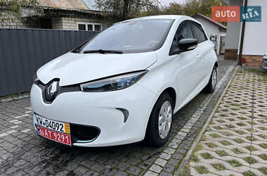 Хетчбек Renault Zoe 2013 в Звягелі Хетчбек Renault Zoe 2013 в Звягелі