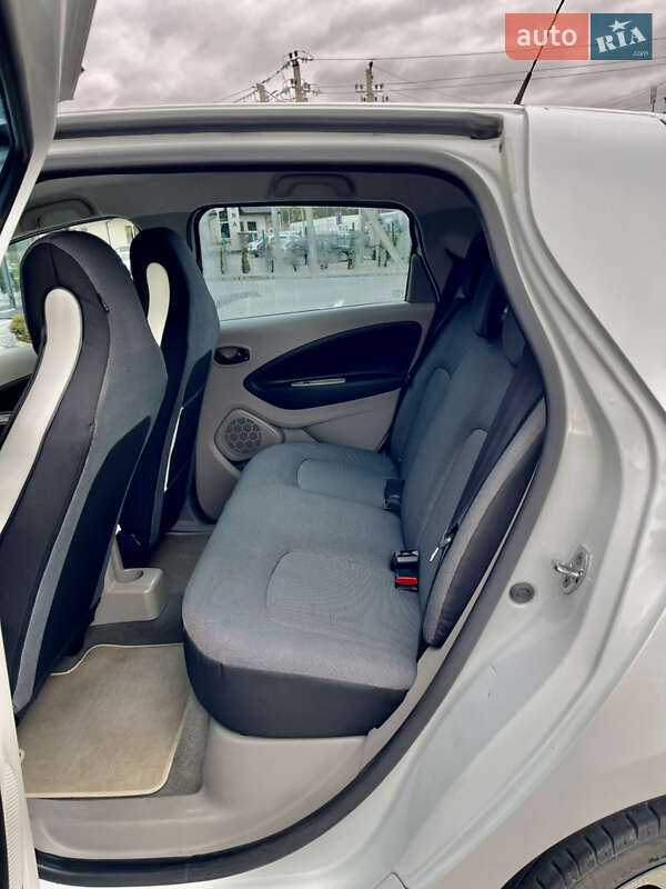 Хэтчбек Renault Zoe 2015 в Луцке фото 14 Хэтчбек Renault Zoe 2015 в Луцке