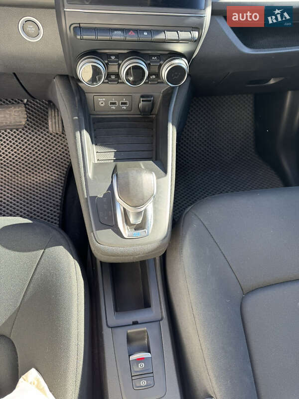 Хетчбек Renault Zoe 2020 в Володимирі фото 14 Хетчбек Renault Zoe 2020 в Володимирі