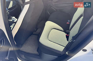 Хетчбек Renault Zoe 2020 в 