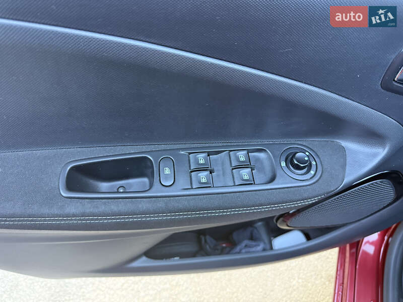 Хетчбек Renault Zoe 2018 в Львові фото 6 Хетчбек Renault Zoe 2018 в Львові