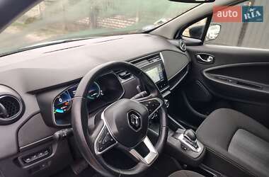 Хэтчбек Renault Zoe 2021 в 