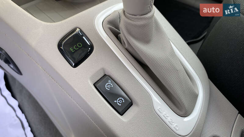 Хетчбек Renault Zoe 2019 в Луцьку