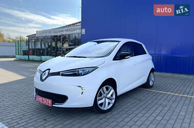 Хетчбек Renault Zoe 2014 в  фото 3 Хетчбек Renault Zoe 2014 в