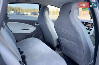 Хетчбек Renault Zoe 2014 в  фото 30 Хетчбек Renault Zoe 2014 в