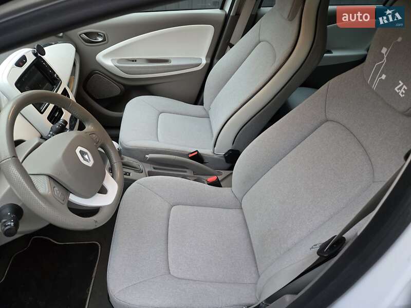 Хэтчбек Renault Zoe 2017 в Киеве фото 16 Хэтчбек Renault Zoe 2017 в Киеве