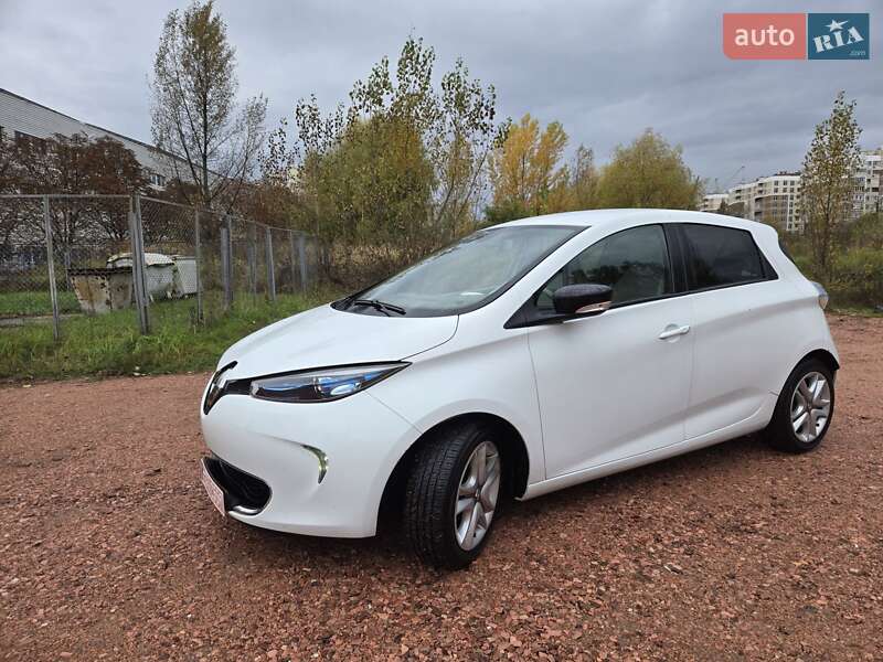 Хэтчбек Renault Zoe 2017 в Киеве фото 43 Хэтчбек Renault Zoe 2017 в Киеве