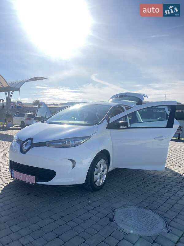 Хетчбек Renault Zoe 2017 в Бережанах фото Хетчбек Renault Zoe 2017 в Бережанах