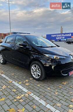 Хэтчбек Renault Zoe 2019 в 