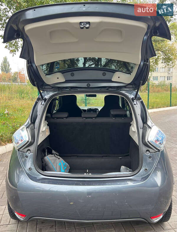 Хэтчбек Renault Zoe 2018 в Киеве