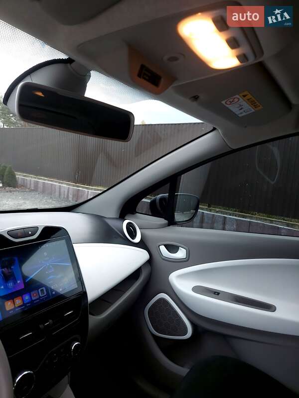 Хетчбек Renault Zoe 2017 в Львові