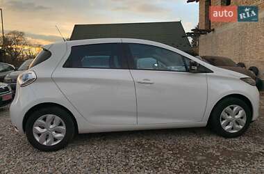 Хетчбек Renault Zoe 2015 в  фото 3 Хетчбек Renault Zoe 2015 в