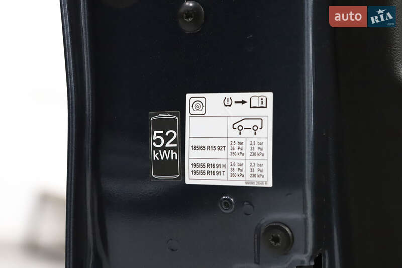 Хэтчбек Renault Zoe 2022 в Дрогобыче фото 43 Хэтчбек Renault Zoe 2022 в Дрогобыче