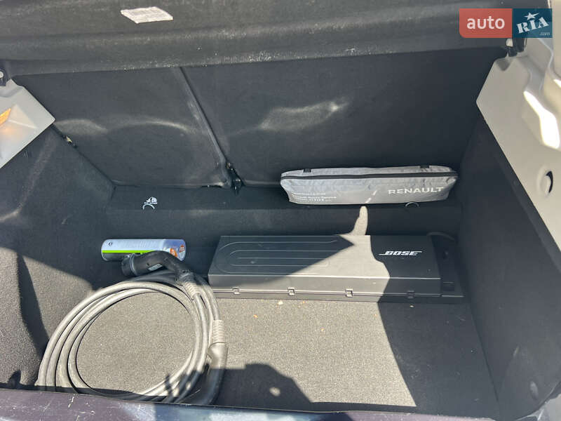 Хэтчбек Renault Zoe 2020 в Киеве фото 7 Хэтчбек Renault Zoe 2020 в Киеве